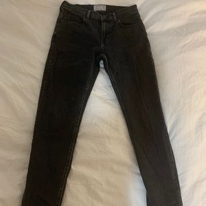 Everlane mid-rise skinny jean in 28R